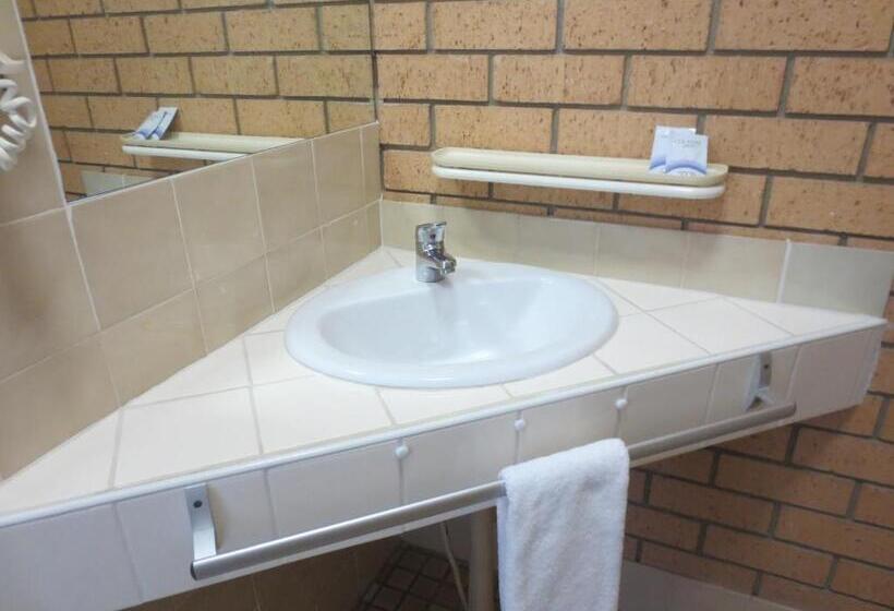 Aspley Pioneer Motel