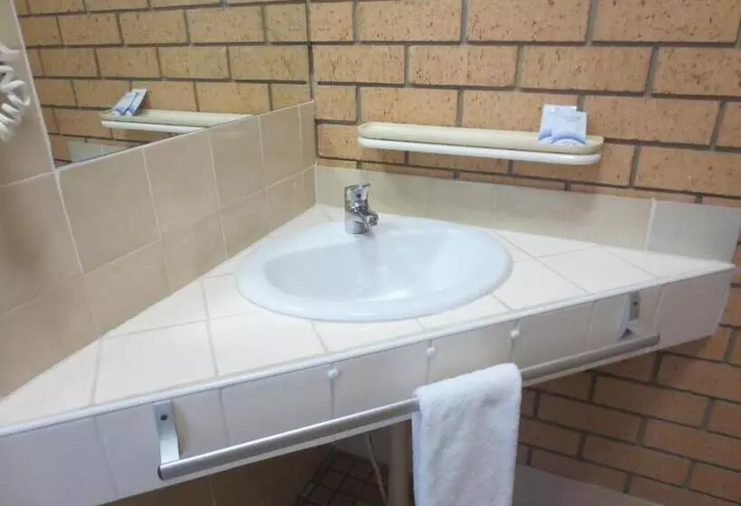 Aspley Pioneer Motel