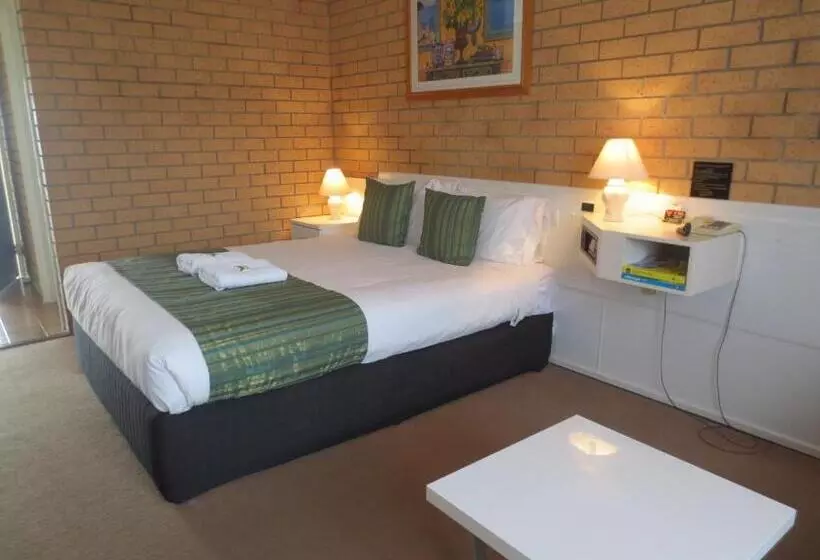 Aspley Pioneer Motel