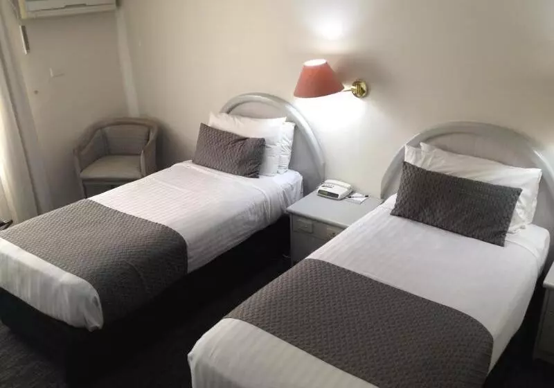 ホテル Adelaide Royal Coach