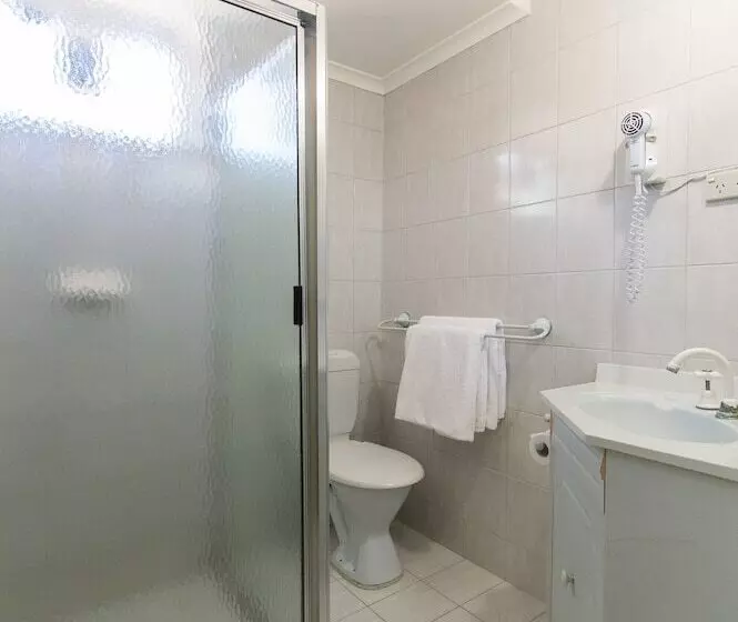 ホテル Adelaide Royal Coach