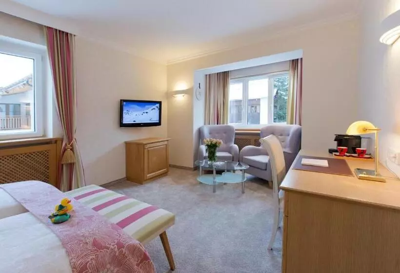 ホテル Albona Nova