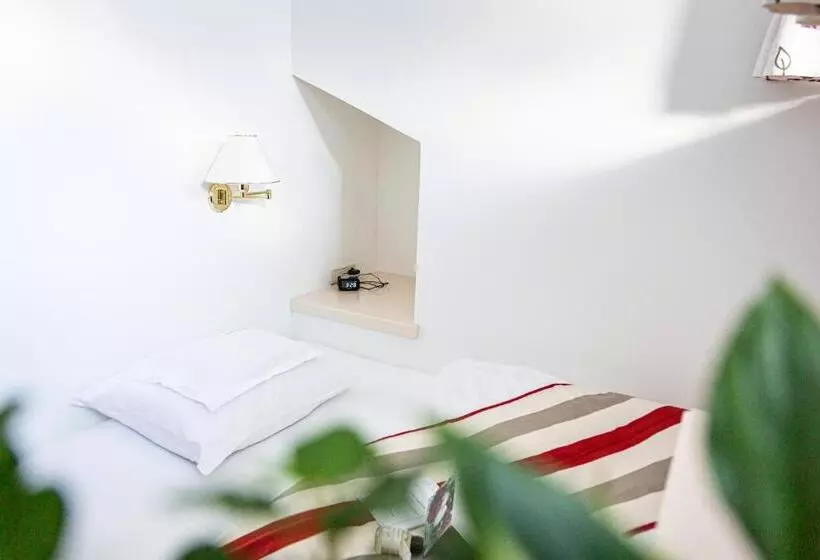 ホテル Albona Nova