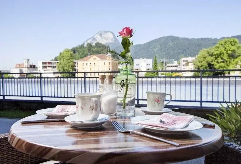 Boutique Hotel Im Auracher Löchl