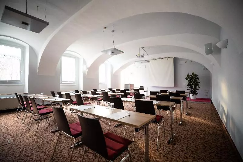 Hotelli Weitzer Graz   Centre Of Graz