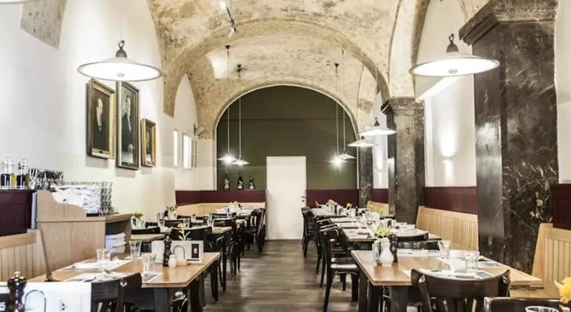 Hotelli Weitzer Graz   Centre Of Graz