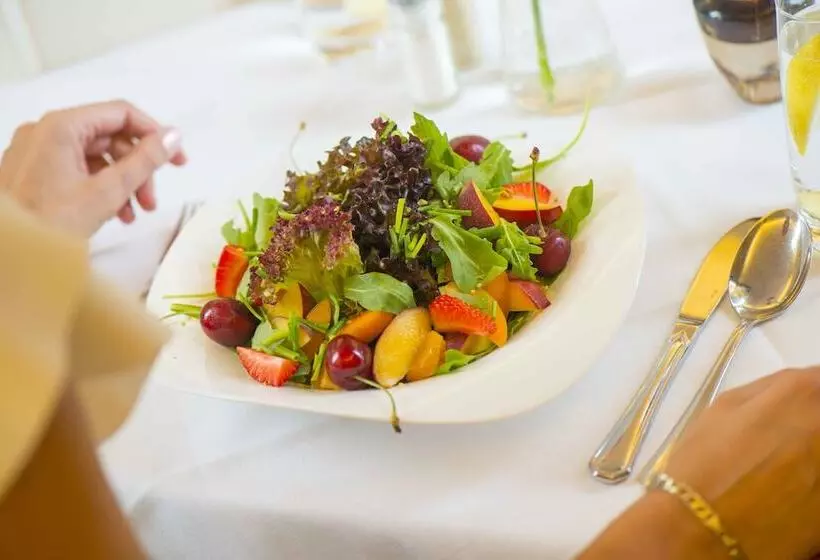 Отель Gesundheitszentrum Bärenhof Bad Gastein