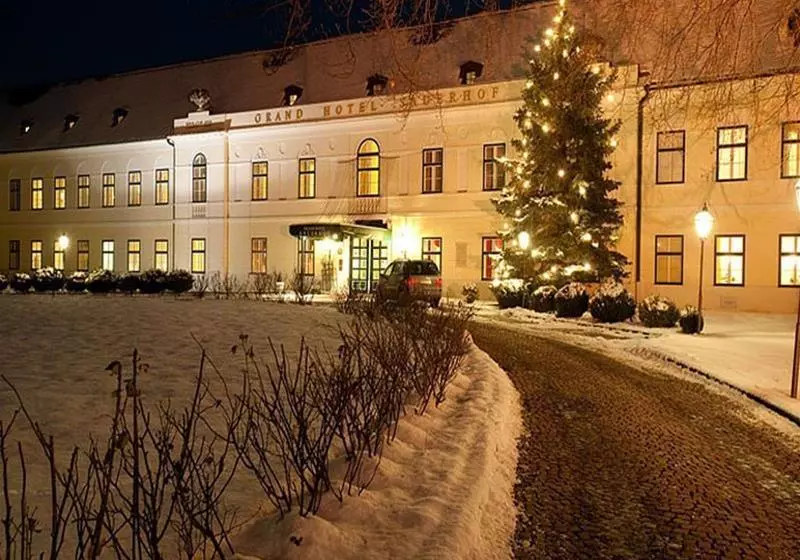 호텔 Grand Sauerhof