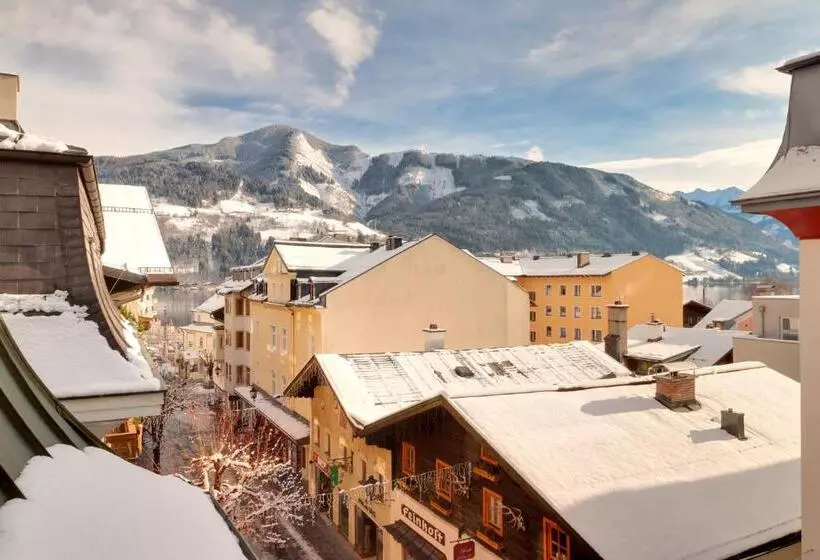 ホテル Grüner Baum