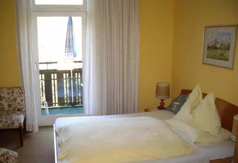 Отель Kur  Und Gästehaus Villa Anna