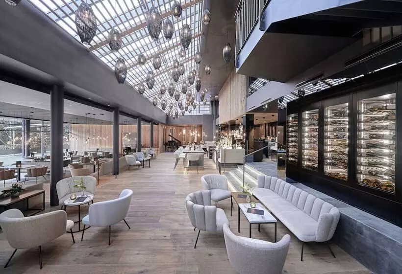 Lebenberg Schlosshotel Kitzbühel