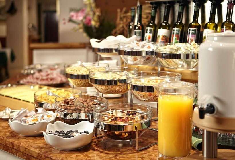 ホテル Zum Hirschen