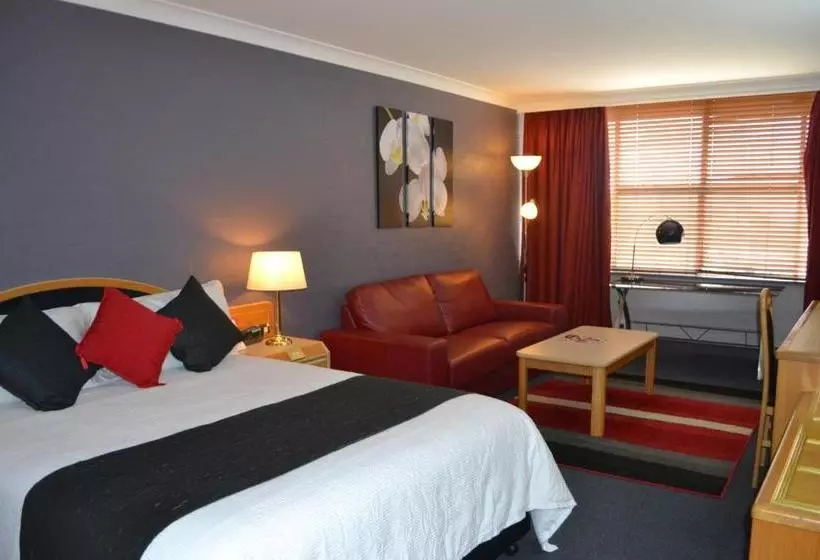 The Capital Airport Motel