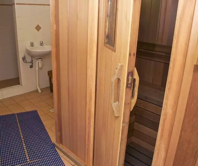 Horizons Holiday Apartments