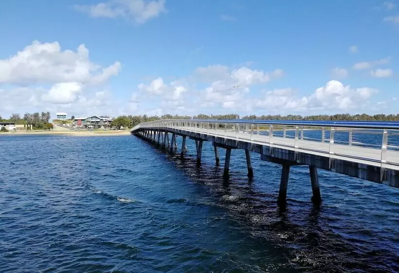Hotelli Banjo Paterson Motor Inn