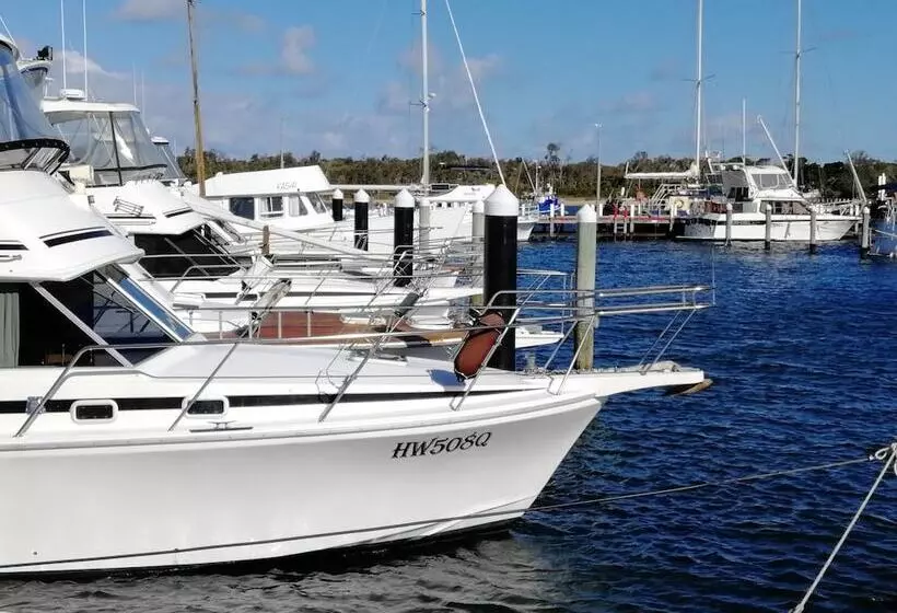 Hotelli Banjo Paterson Motor Inn