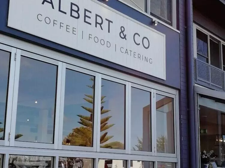 Hotelli Banjo Paterson Motor Inn