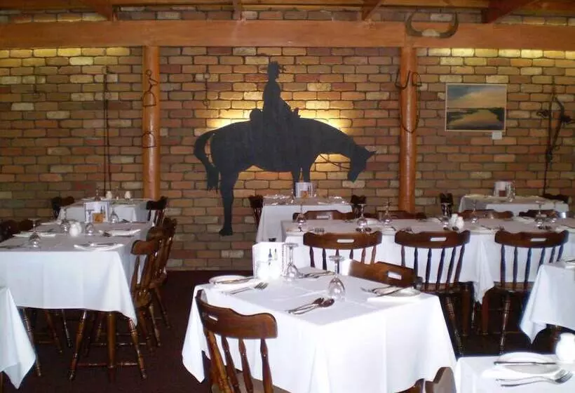 Hotelli Banjo Paterson Motor Inn