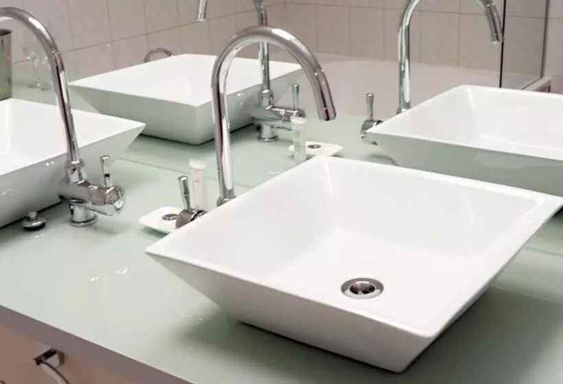 Отель Beau Monde International