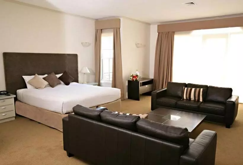 Отель Beau Monde International