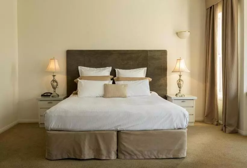 Отель Beau Monde International