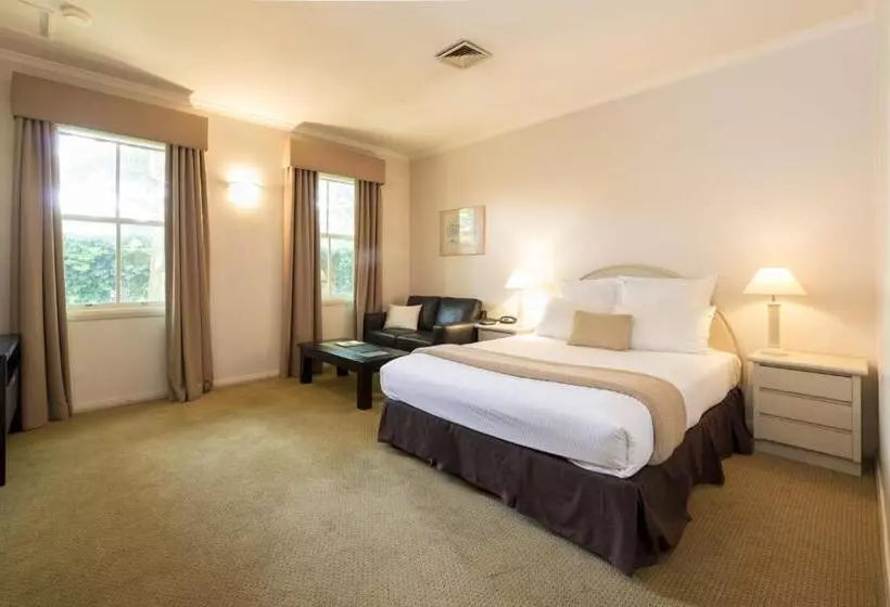 Отель Beau Monde International