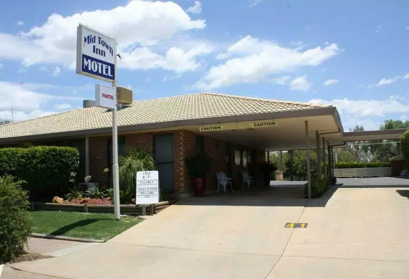 בית מלון כפרי Mid Town Inn Narrabri