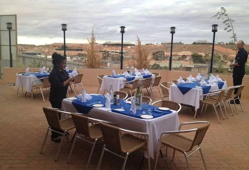 ホテル Desert Cave