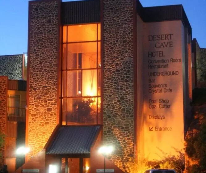 ホテル Desert Cave