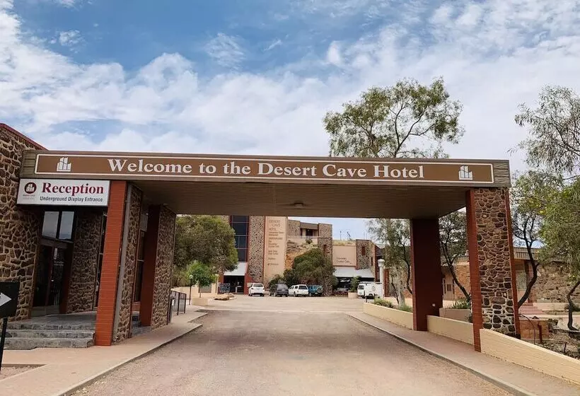 ホテル Desert Cave