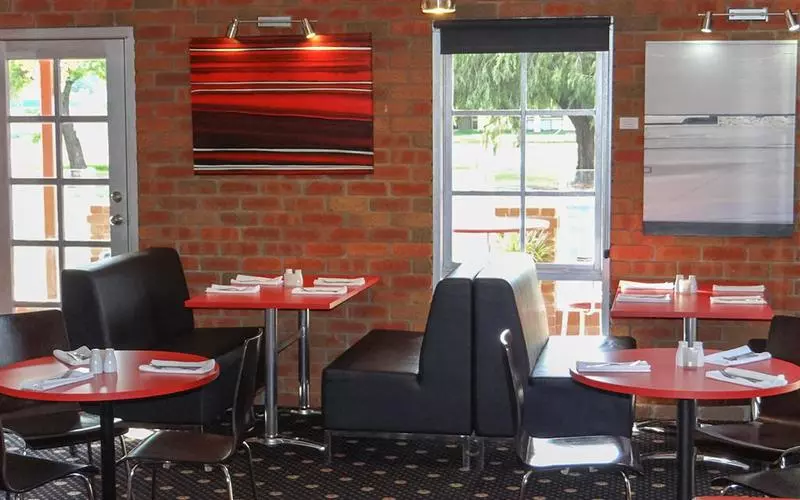 בית מלון כפרי Early Australian Motor Inn