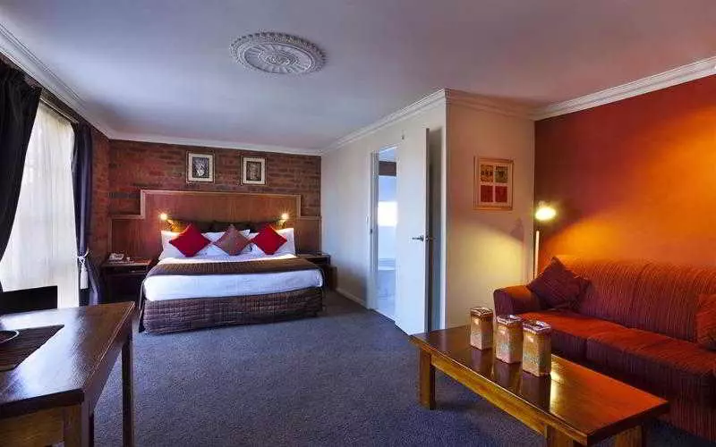 בית מלון כפרי Early Australian Motor Inn