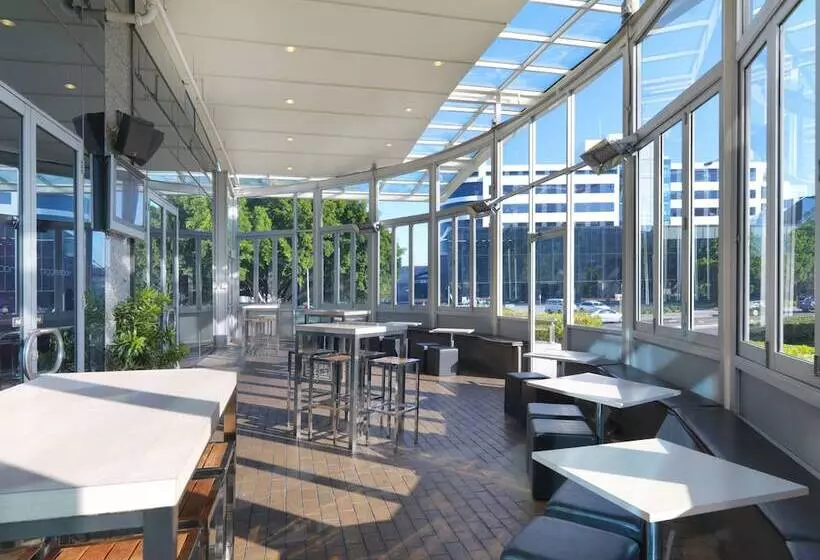 ホテル Crowne Plaza Sydney Airport, An Ihg