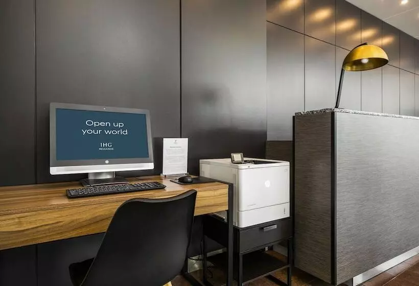 ホテル Crowne Plaza Sydney Airport, An Ihg