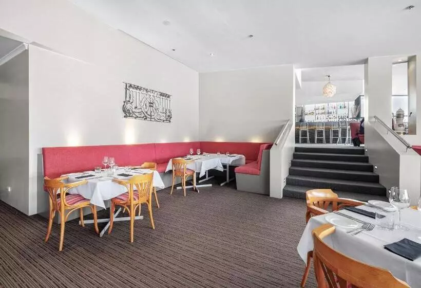 Отель Man From Snowy River