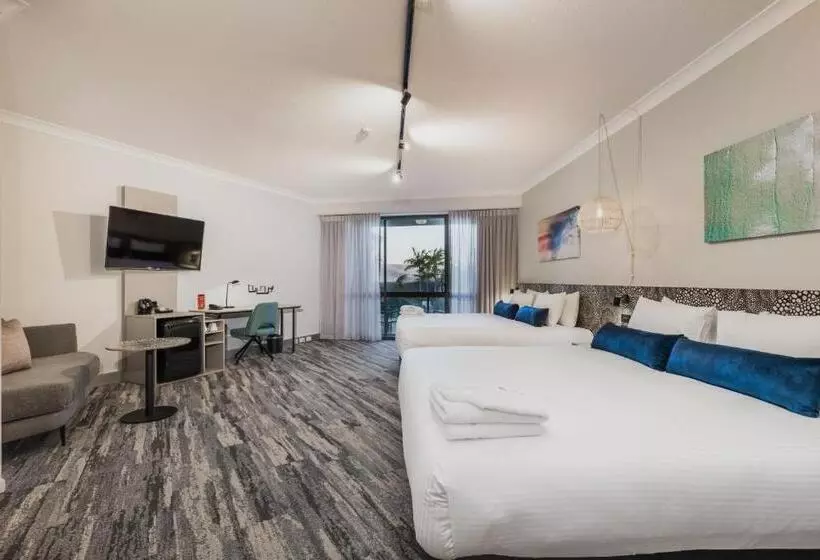 Mermaid Waters Hotel By Nightcap Plus