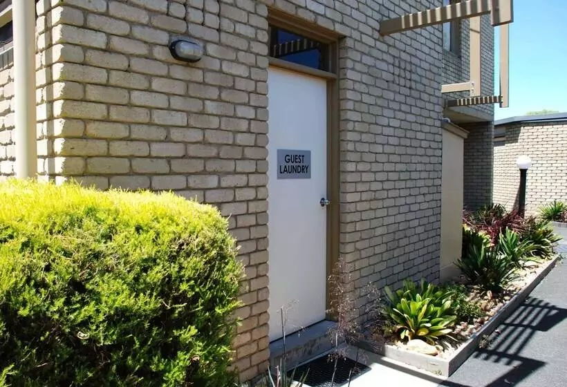 Hotel Mitchell On Main