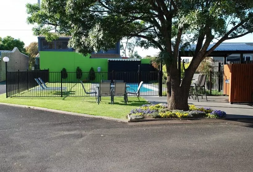 Hotel Mitchell On Main