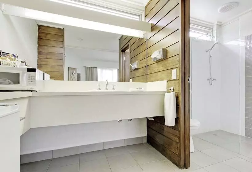 Hotel Mitchell On Main