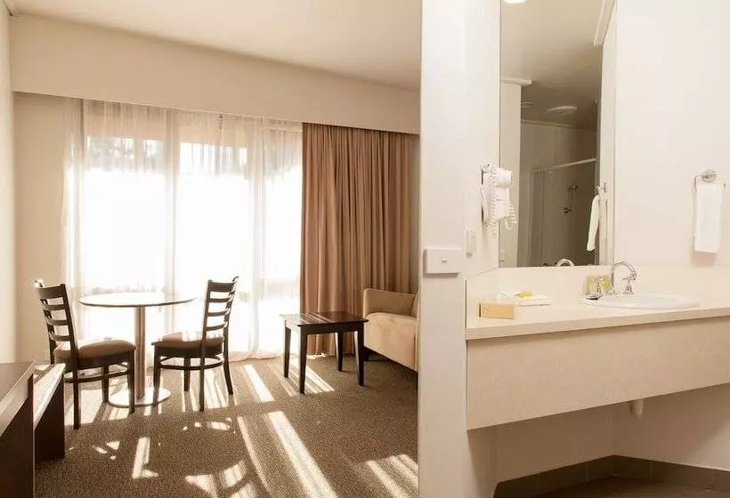 Hotel Mitchell On Main