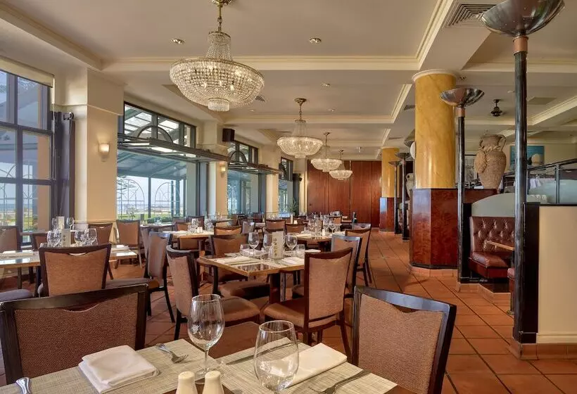 호텔 Stamford Grand Adelaide