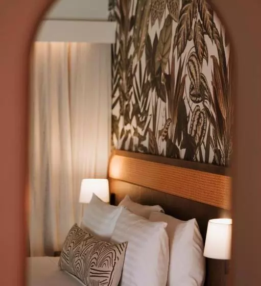 בית מלון כפרי The Continental