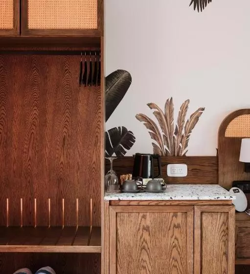 בית מלון כפרי The Continental