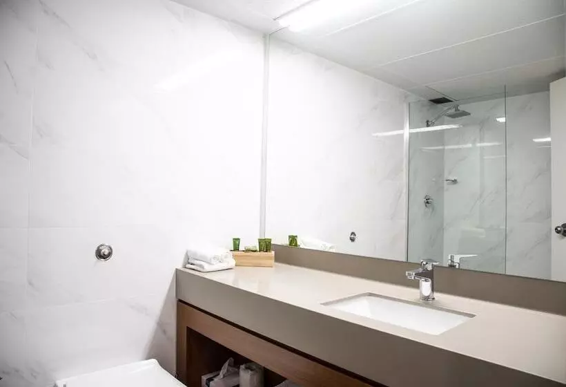 Madison Capital Executive Apartments