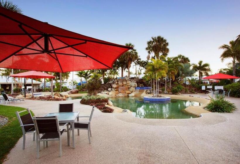 Mission Beach Resort