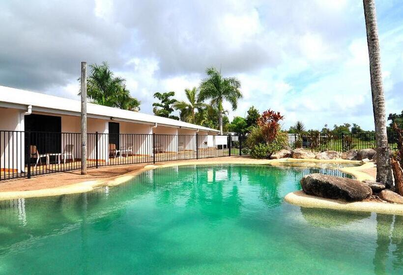 Mission Beach Resort