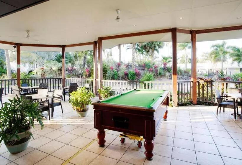 Mission Beach Resort