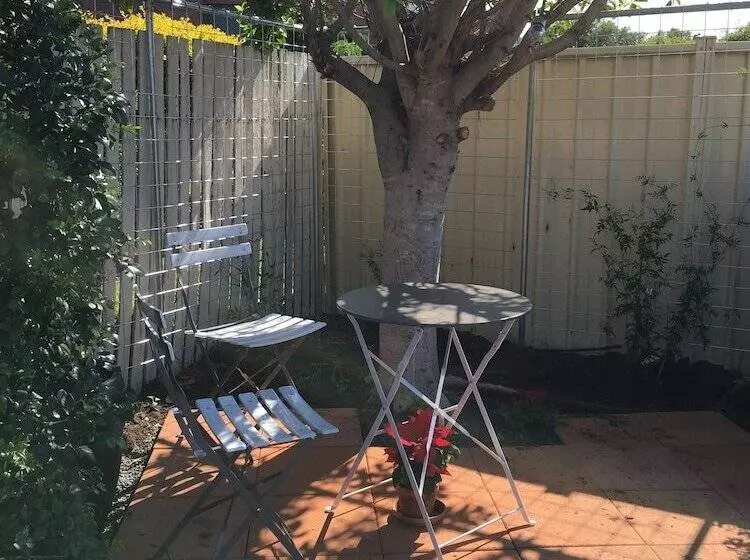 Мотель Country Pathfinder Motor Inn