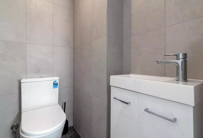 Driftwood Mantaray   Official Onsite Reception And Check In