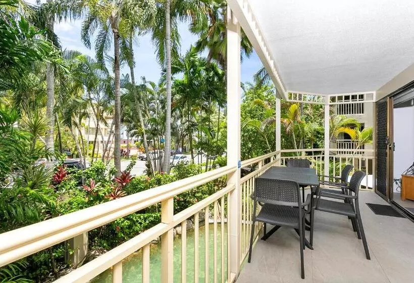 Driftwood Mantaray   Official Onsite Reception And Check In